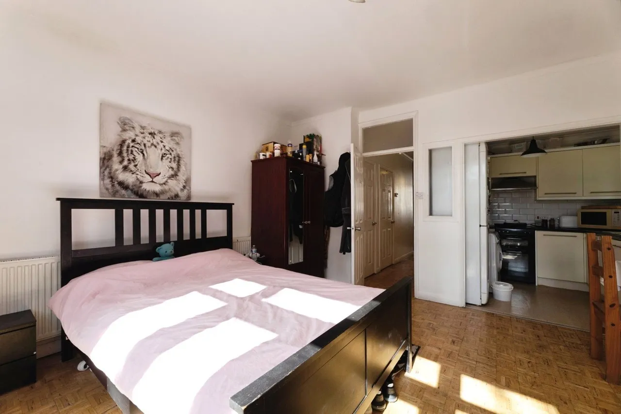 York Road, Ilford, IG1, photo 10