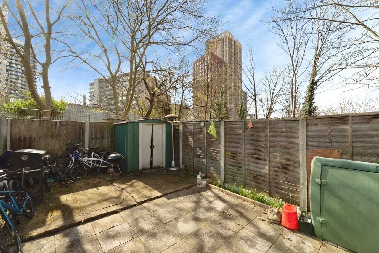 York Road, Ilford, IG1, photo 12