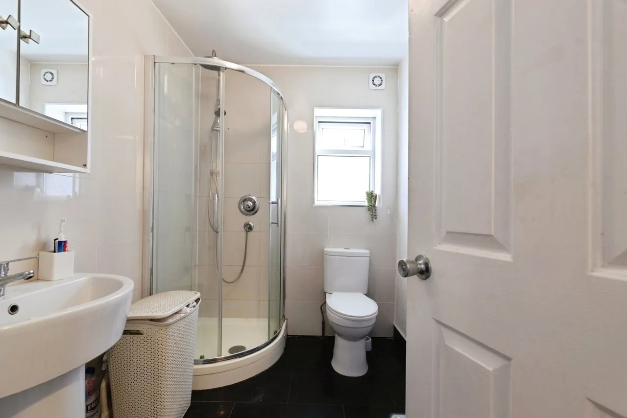 York Road, Ilford, IG1, photo 11