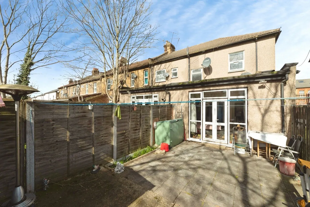 York Road, Ilford, IG1, photo 13