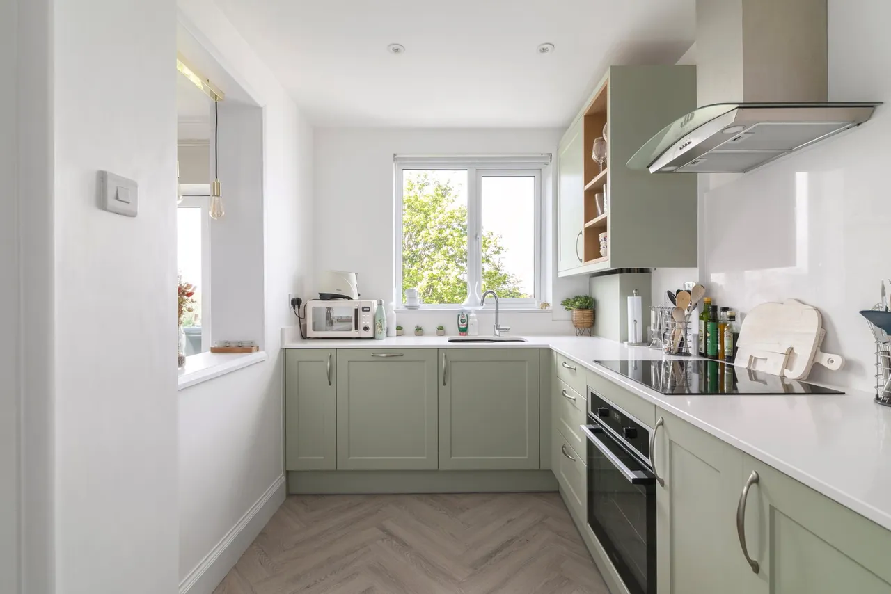 Amherst Road, London, W13, photo 13