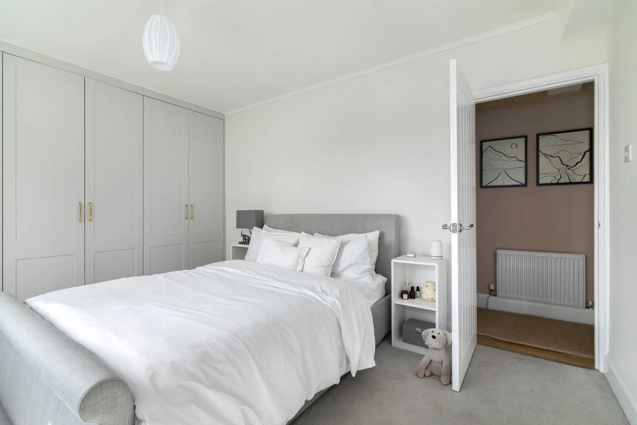 Amherst Road, London, W13, photo 16