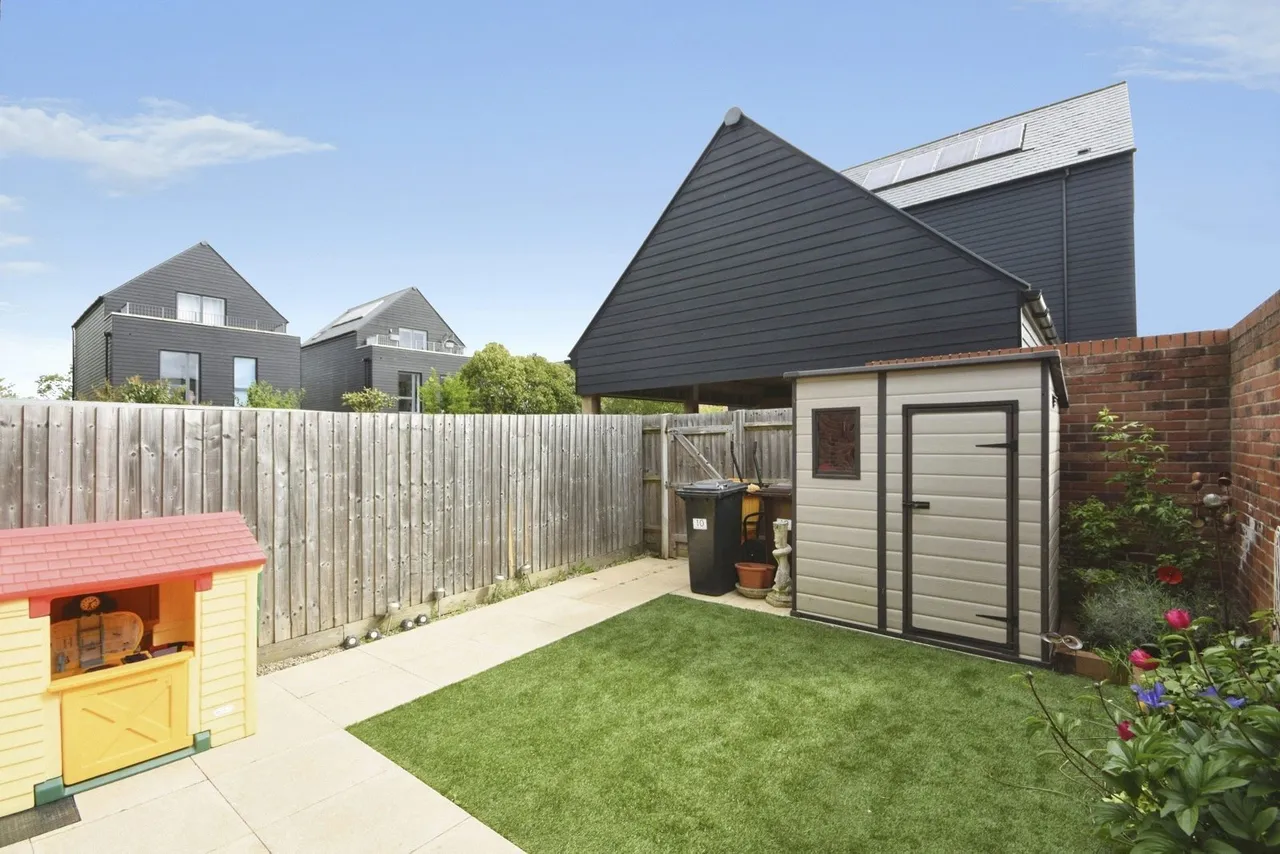 Royal Birkdale Gardens, Chelmsford Garden, Chelmsford, Essex, CM3, photo 6
