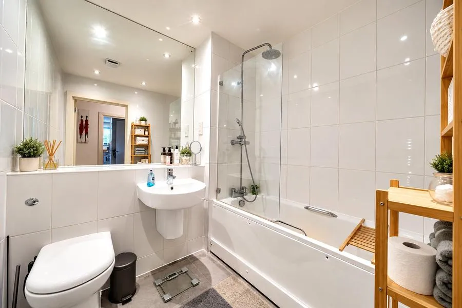 Ash Way, Woodford Green, IG8, photo 4