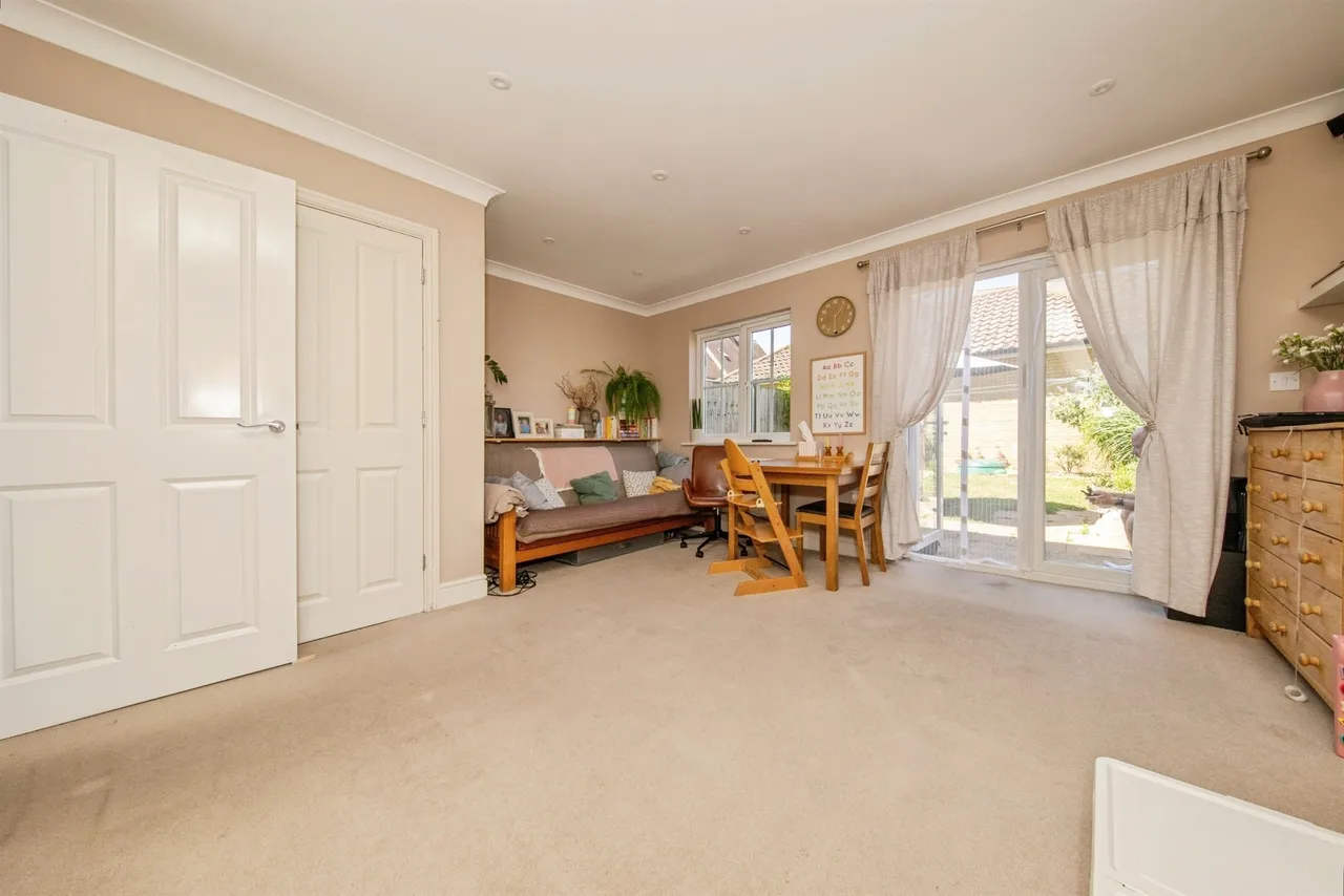 Weetmans Drive, Highwoods, Colchester, photo 5