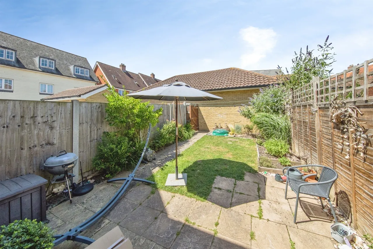 Weetmans Drive, Highwoods, Colchester, photo 11