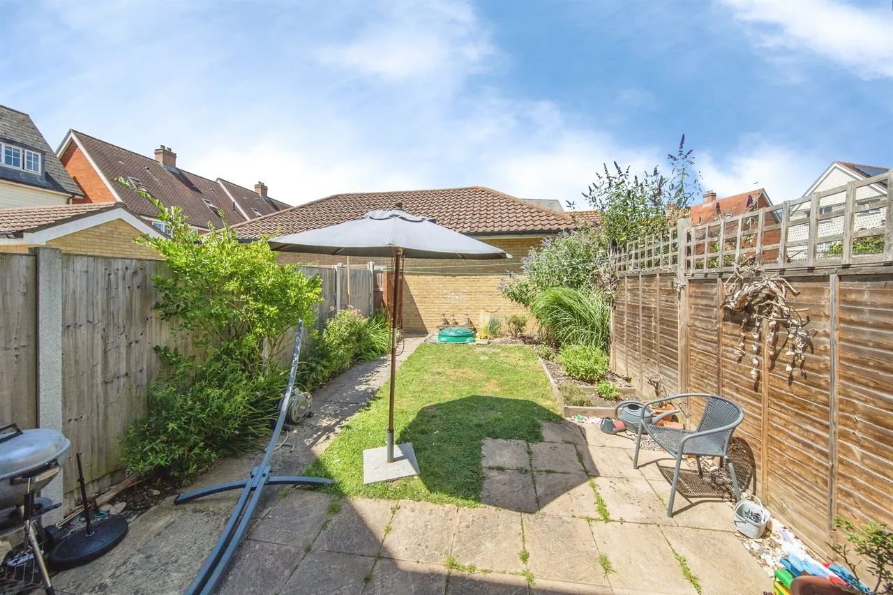 Weetmans Drive, Highwoods, Colchester, photo 2