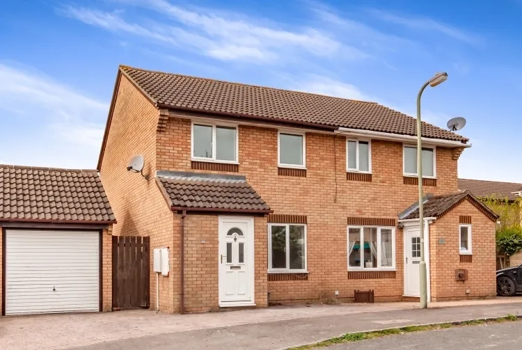 3 bed house to rent, Thorney Leys, Witney, OX28