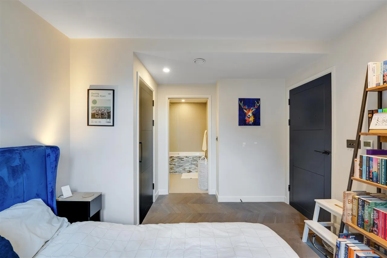 Archer Mews, Hampton Hill, TW12, photo 3