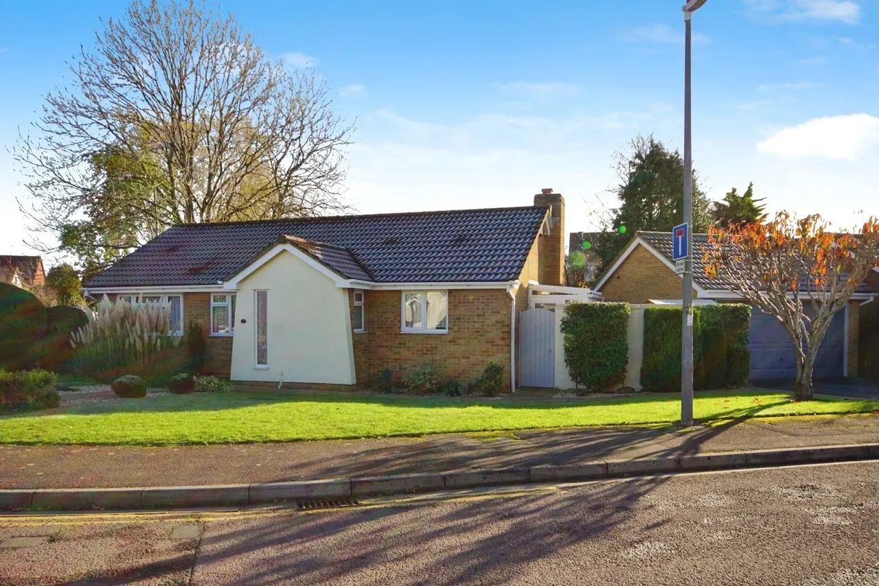 3 bed house for sale — Aintree Drive, Downend, Bristol, BS16