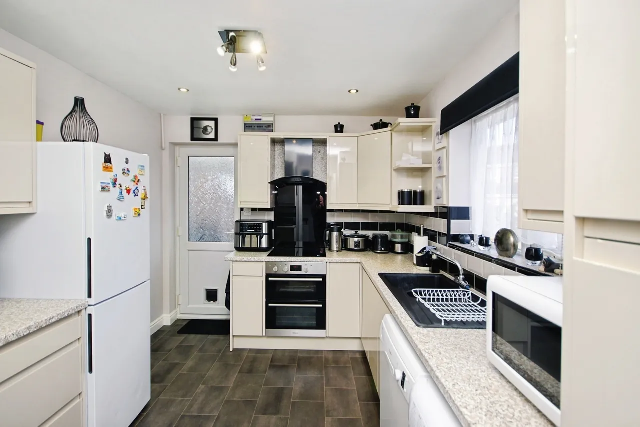 Aintree Drive, Downend, Bristol, BS16, photo 6