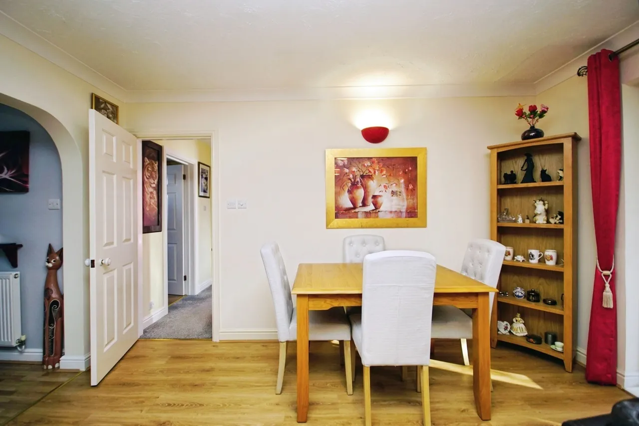 Aintree Drive, Downend, Bristol, BS16, photo 8