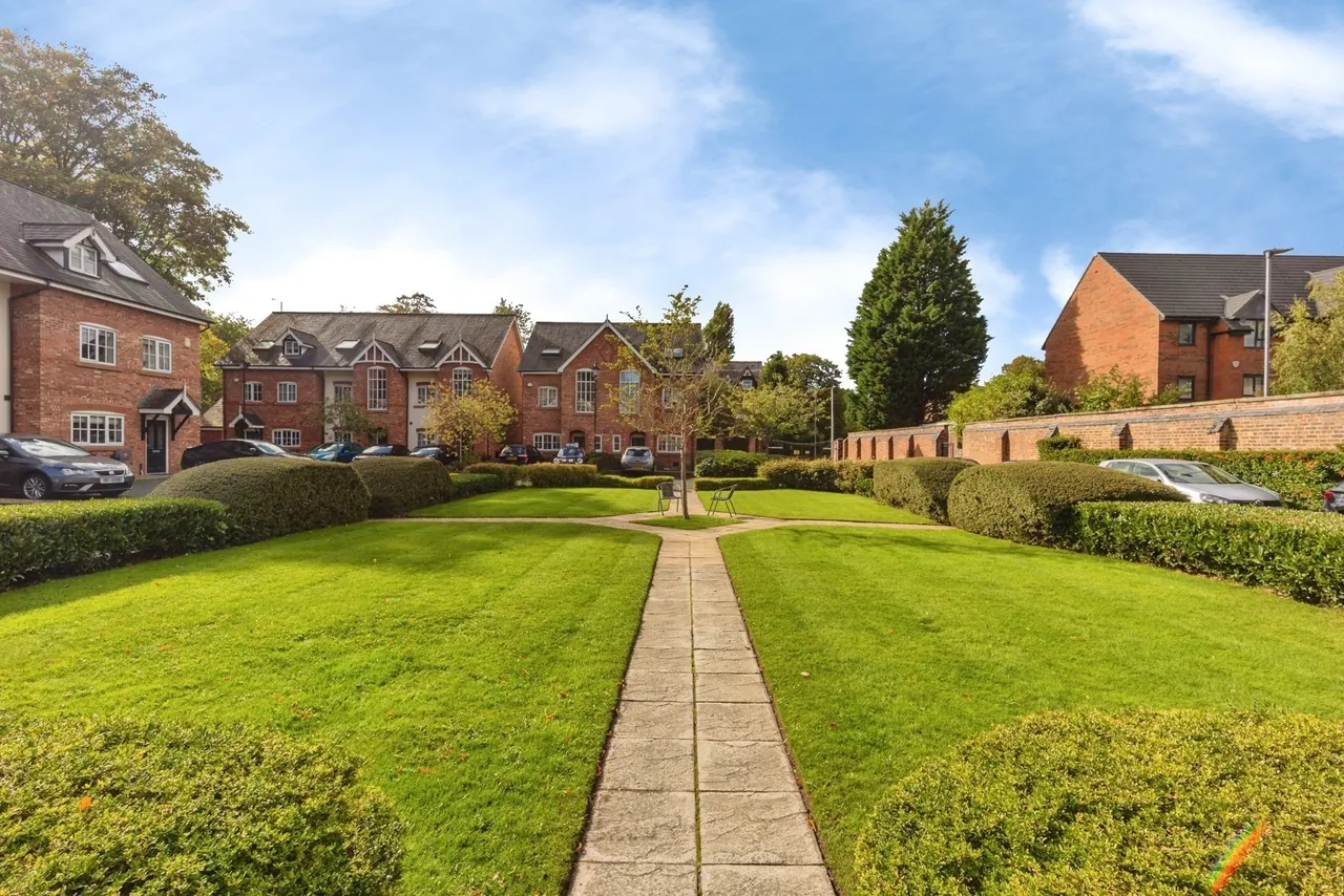 Alness Road, Whalley Range, M16, photo 20