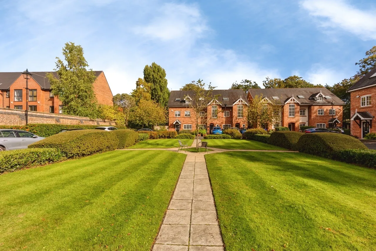 Alness Road, Whalley Range, M16, photo 21