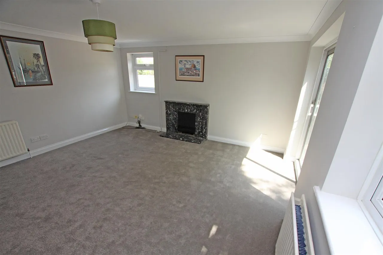 Cherries Drive, Bournemouth, photo 2