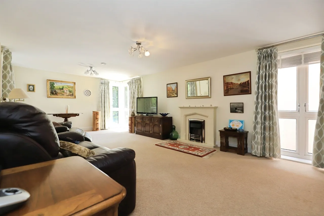 Park Road, Hagley, DY9, photo 4