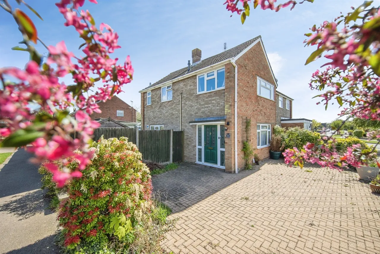 3 bed house for sale — Templewood Road, Parsons Heath, COLCHESTER