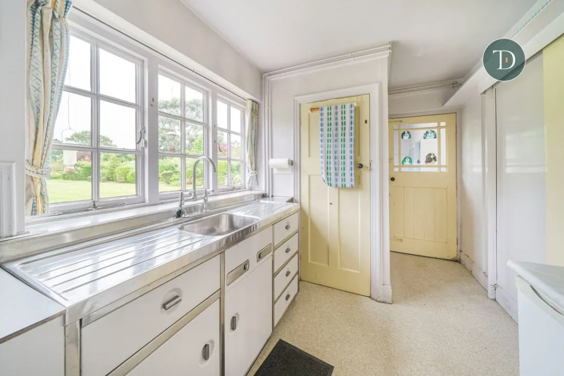 Grove Road, Mollington, CH1 6LG, photo 16