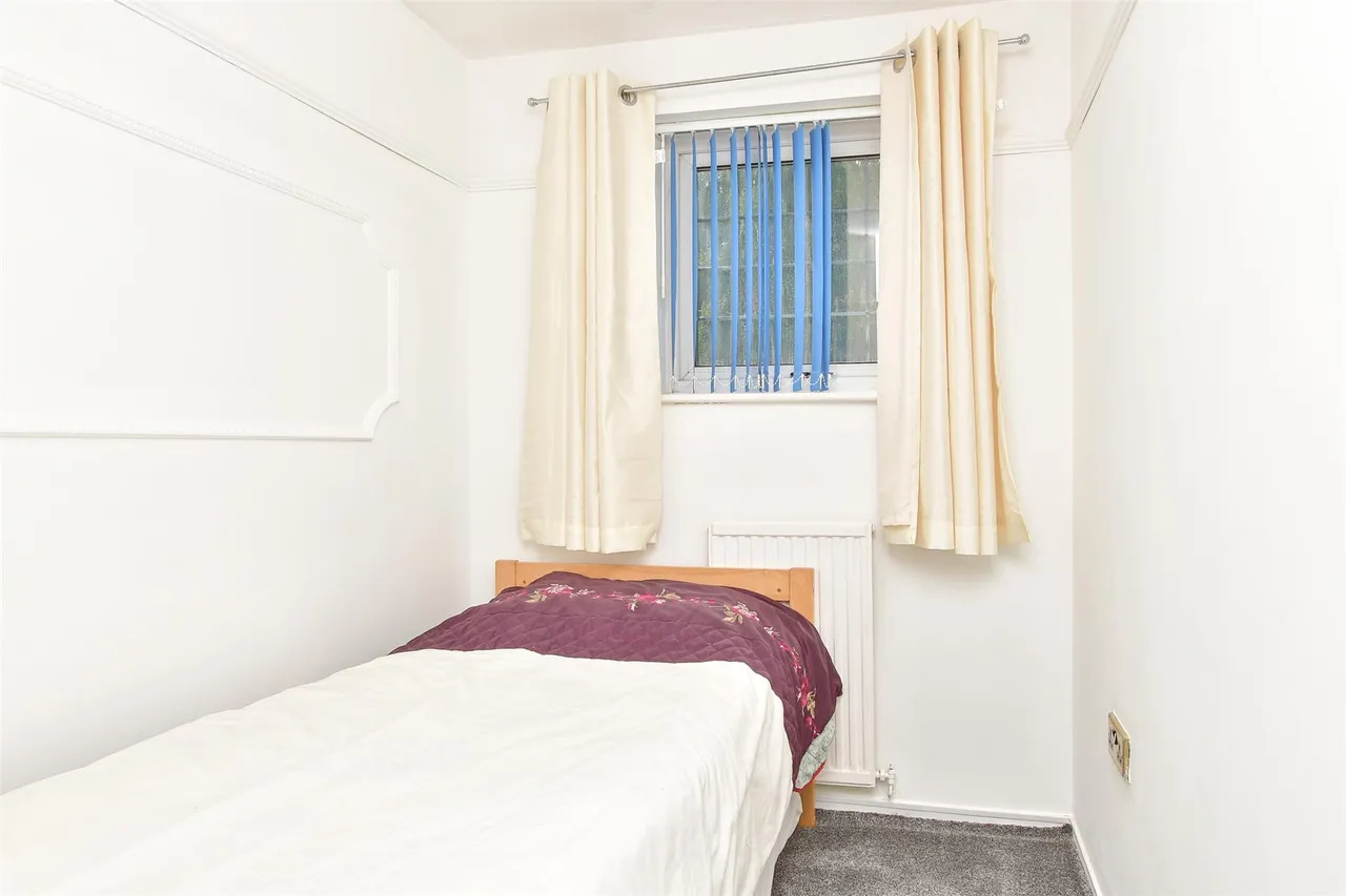 Falkland Place, Walderslade Woods, ME5, photo 11