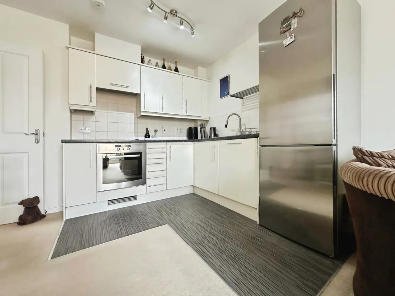 Bower Way, Slough, photo 9