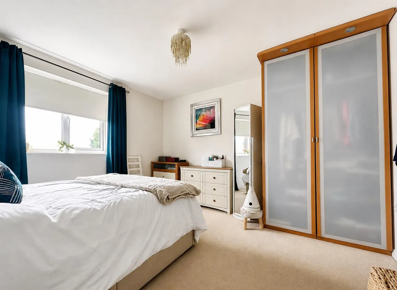 Bower Way, Slough, photo 15