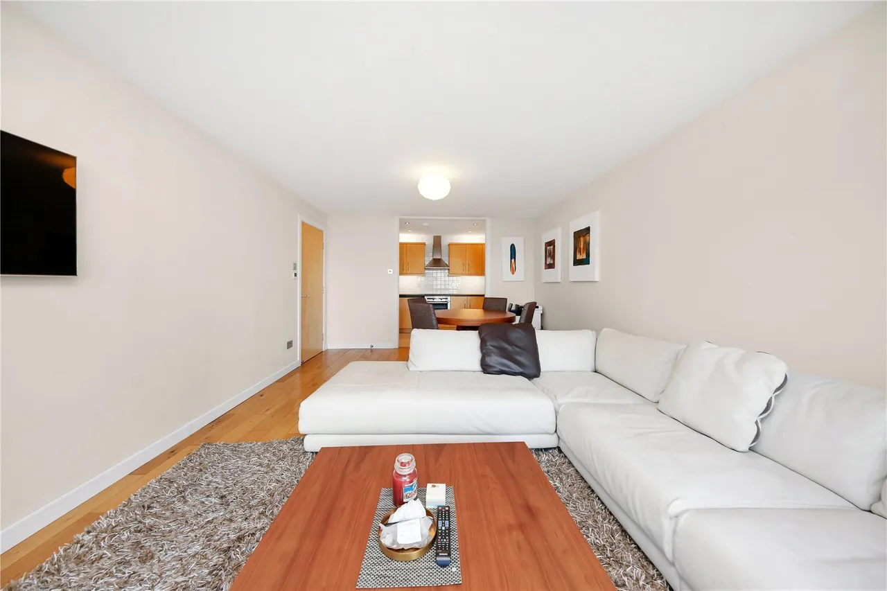 Berglen Court, Limehouse, E14, photo 23
