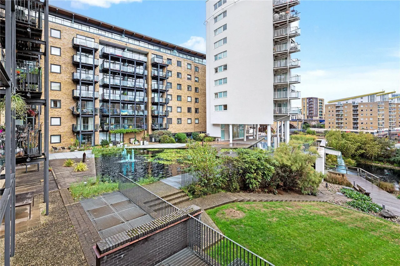 Berglen Court, Limehouse, E14, photo 8