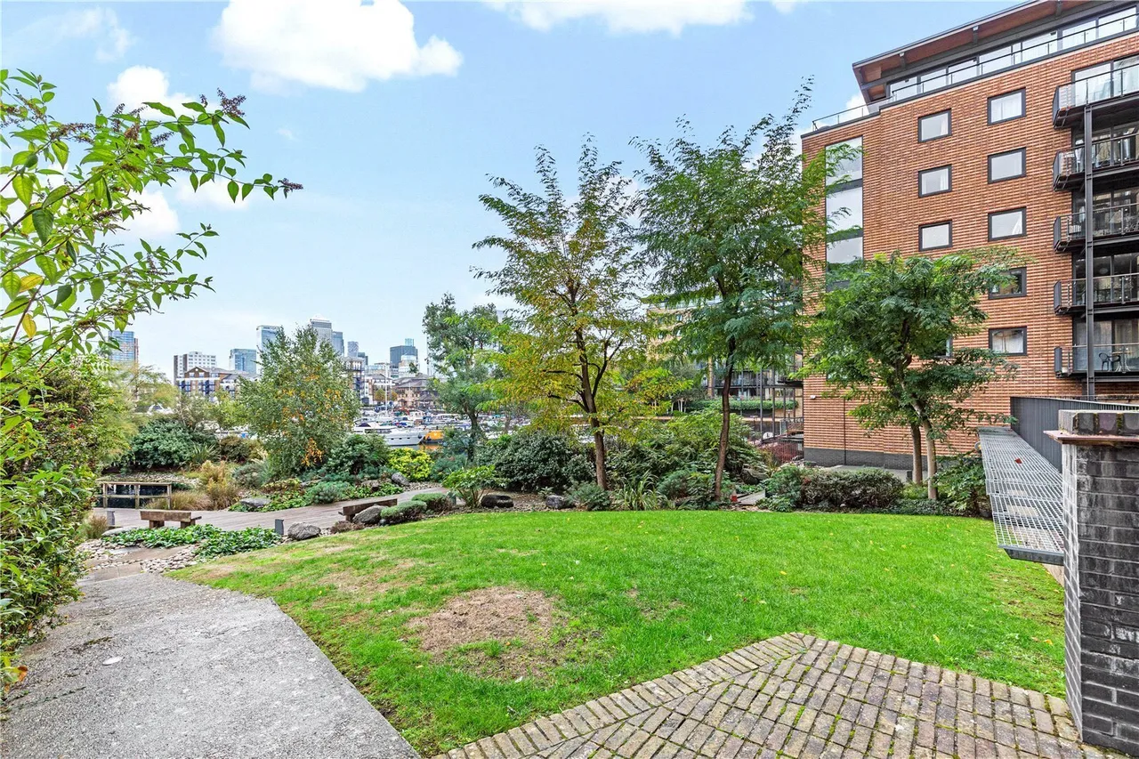 Berglen Court, Limehouse, E14, photo 17