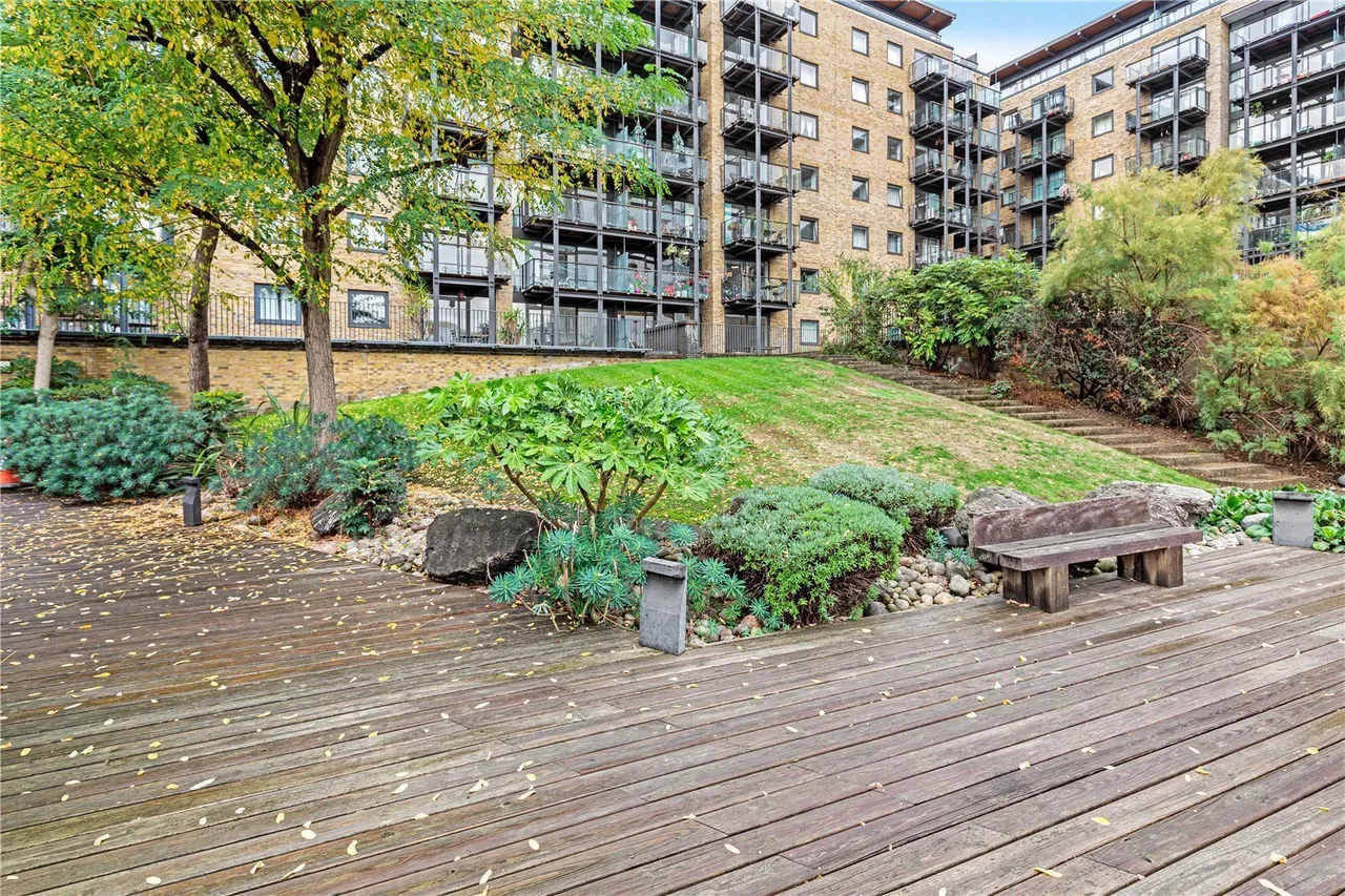Berglen Court, Limehouse, E14, photo 15