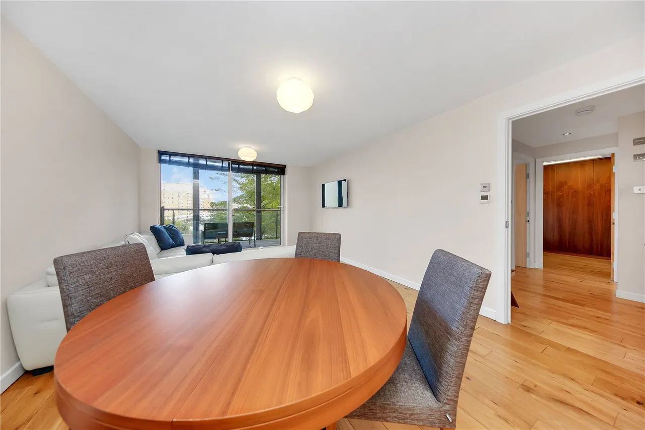 Berglen Court, Limehouse, E14, photo 28