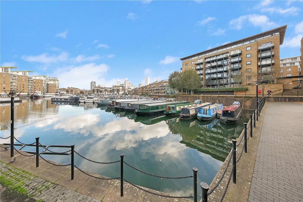 Berglen Court, Limehouse, E14, photo 22
