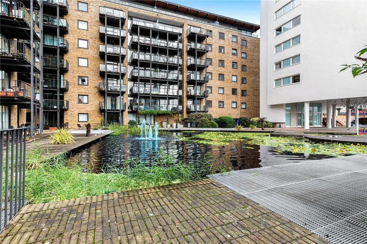 Berglen Court, Limehouse, E14, photo 9