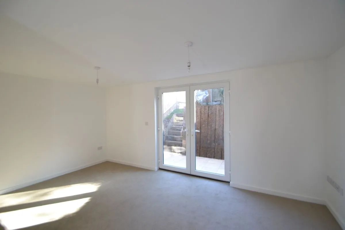 Chaffinch Close, Chatham, Kent, ME5 7RG, photo 4