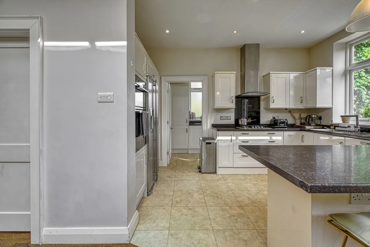 Meols Drive, photo 26