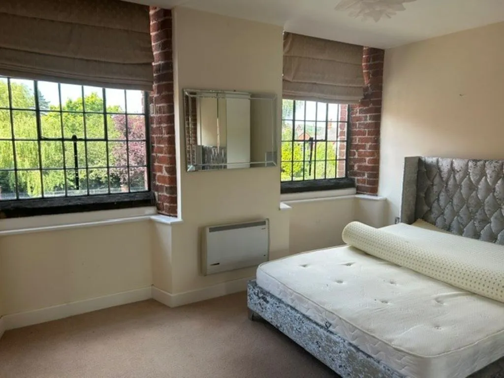 High Street, Tean, ST10, photo 7