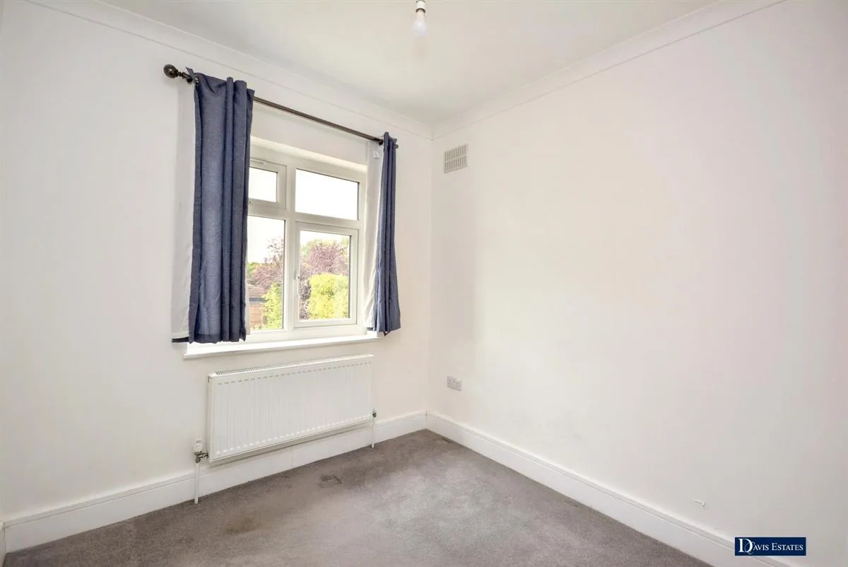 Weald Way, Romford, RM7, photo 8