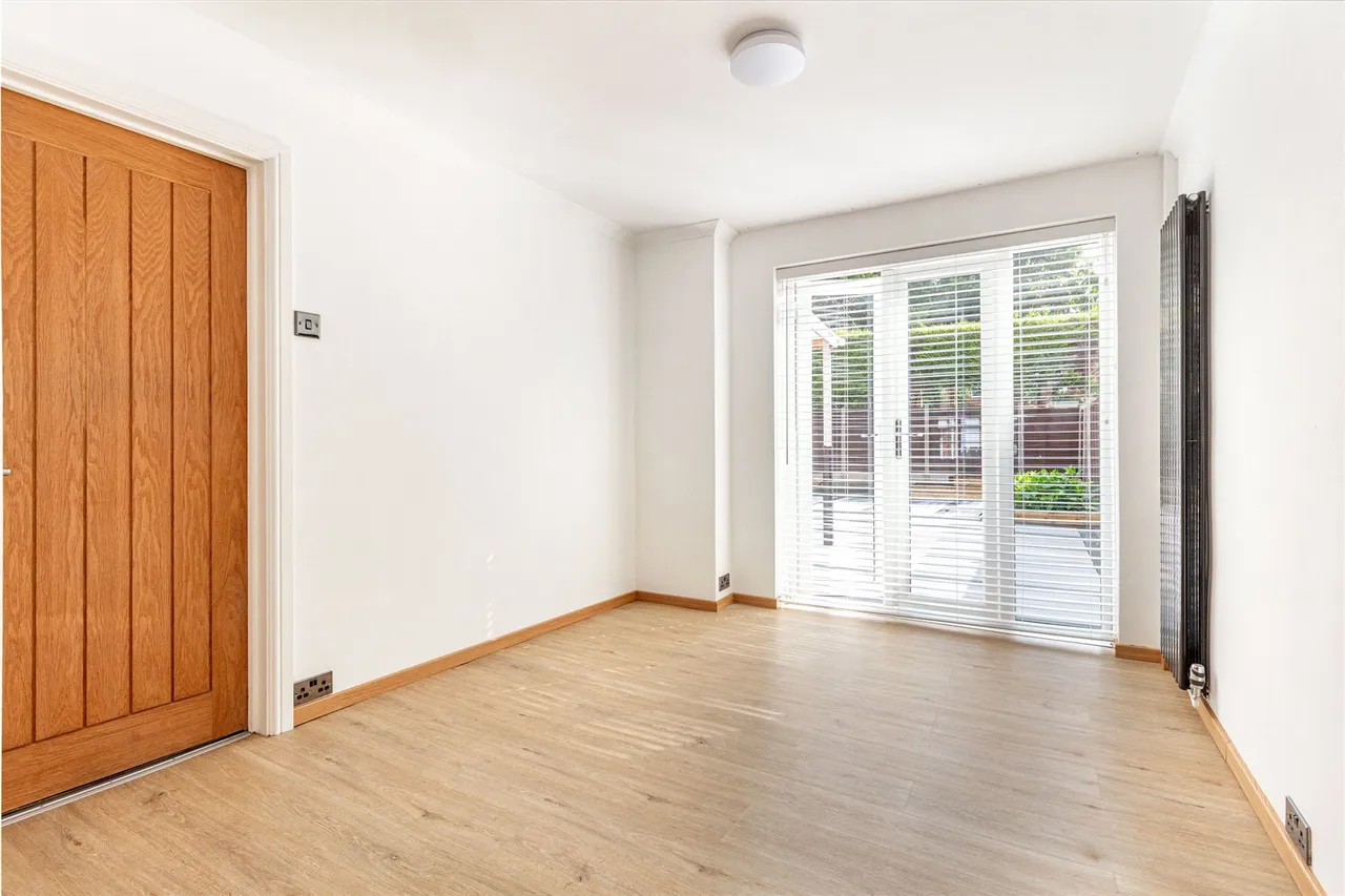 Edgmond Close, Winyates West, Redditch, Worcestershire, B98 0JQ, photo 7