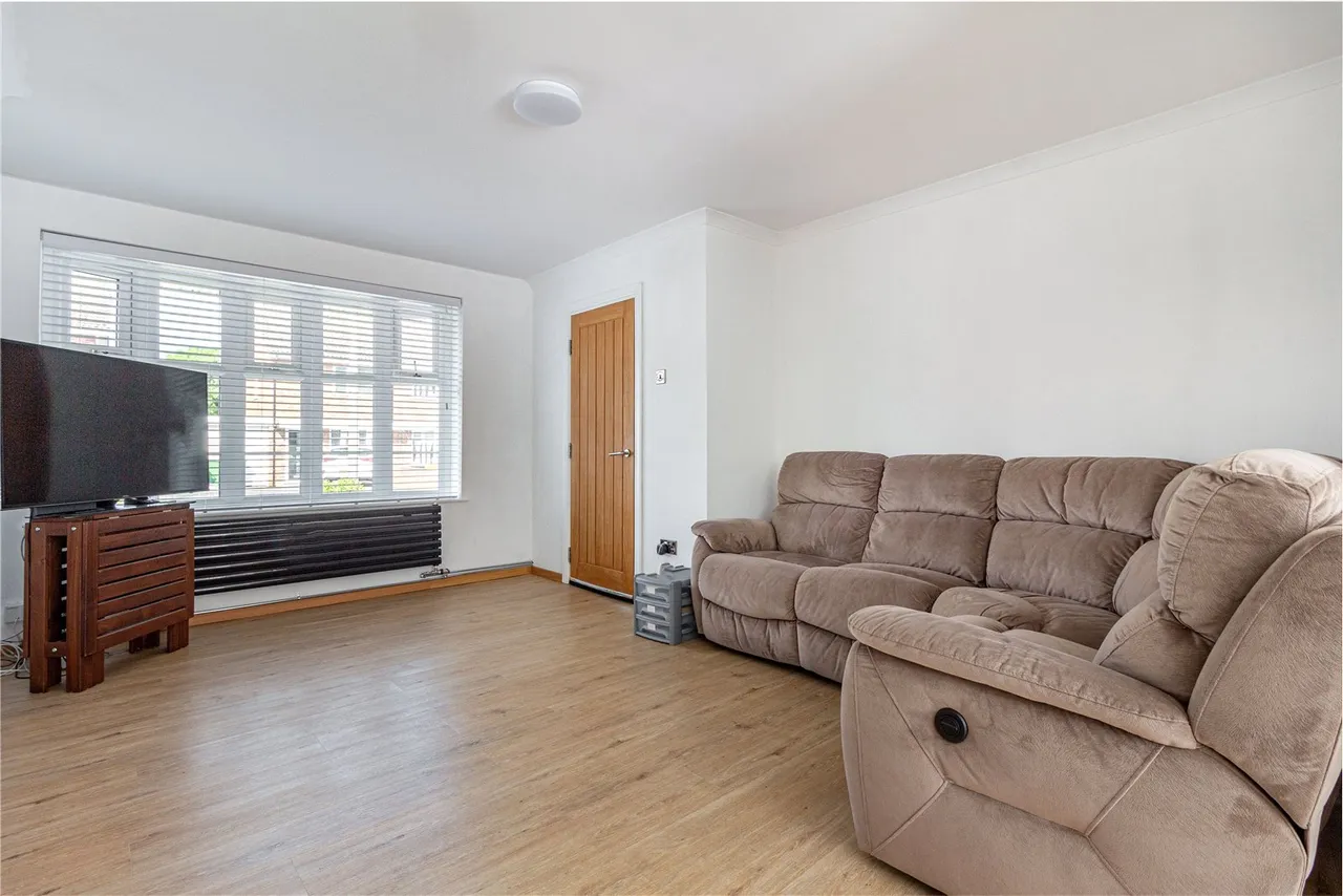 Edgmond Close, Winyates West, Redditch, Worcestershire, B98 0JQ, photo 5