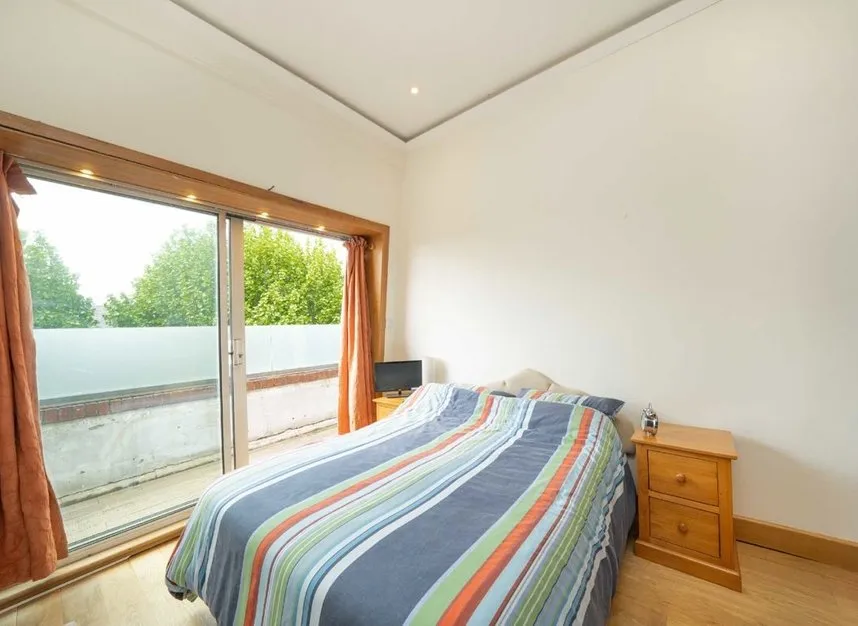 Hornsey Road, Finsbury Park, N19, photo 5