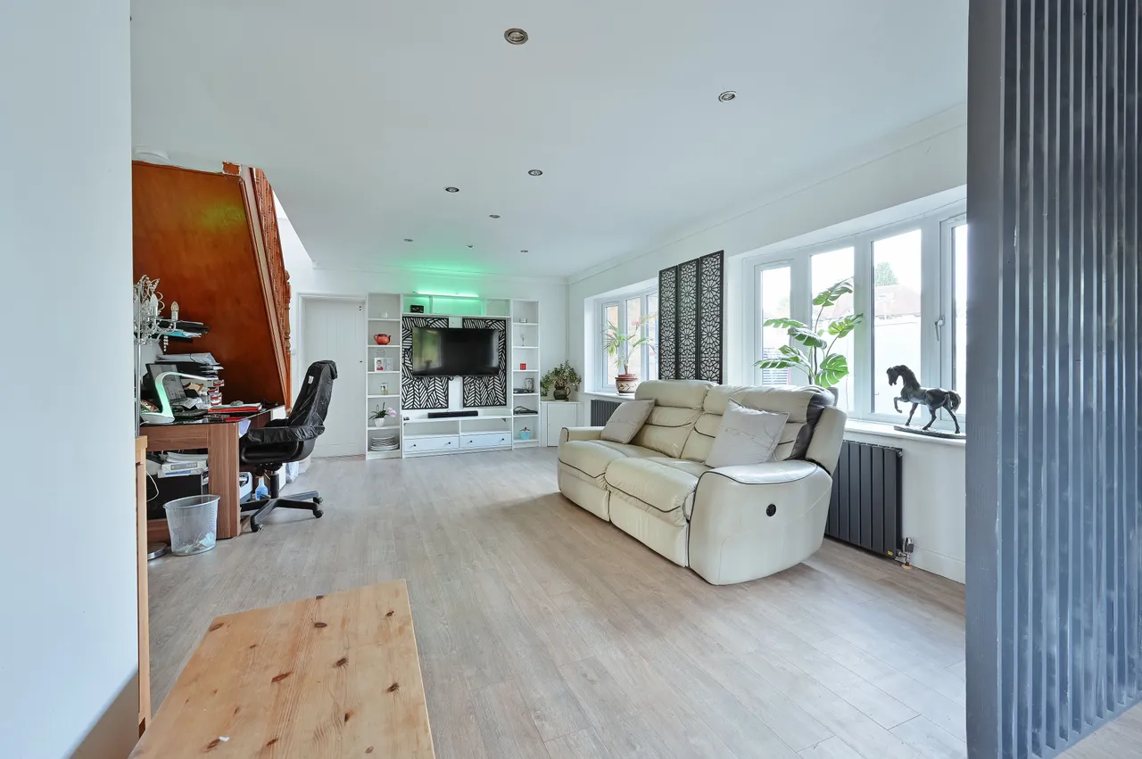 172 Toms Lane, Kings Langley, photo 3