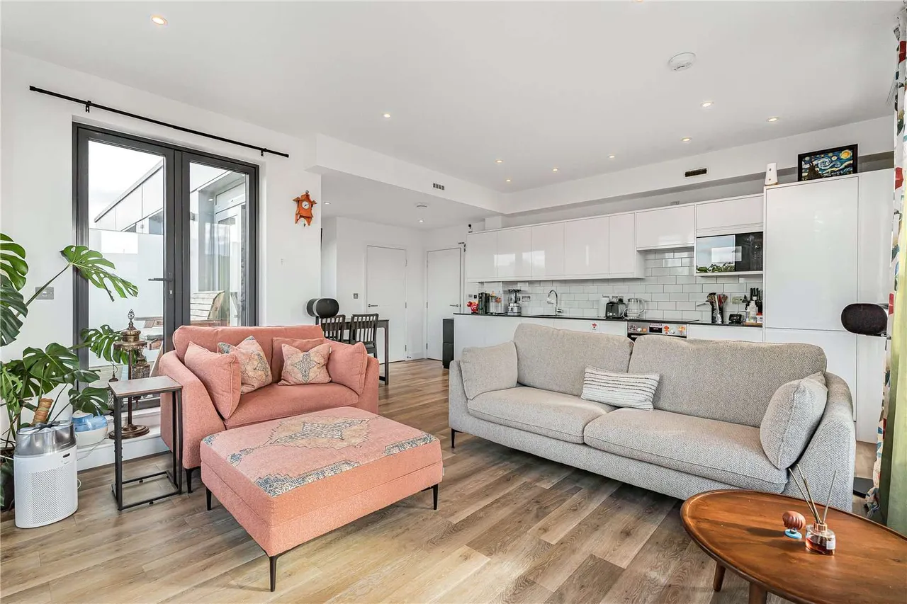 Pemberton Place, London, E8, photo 6