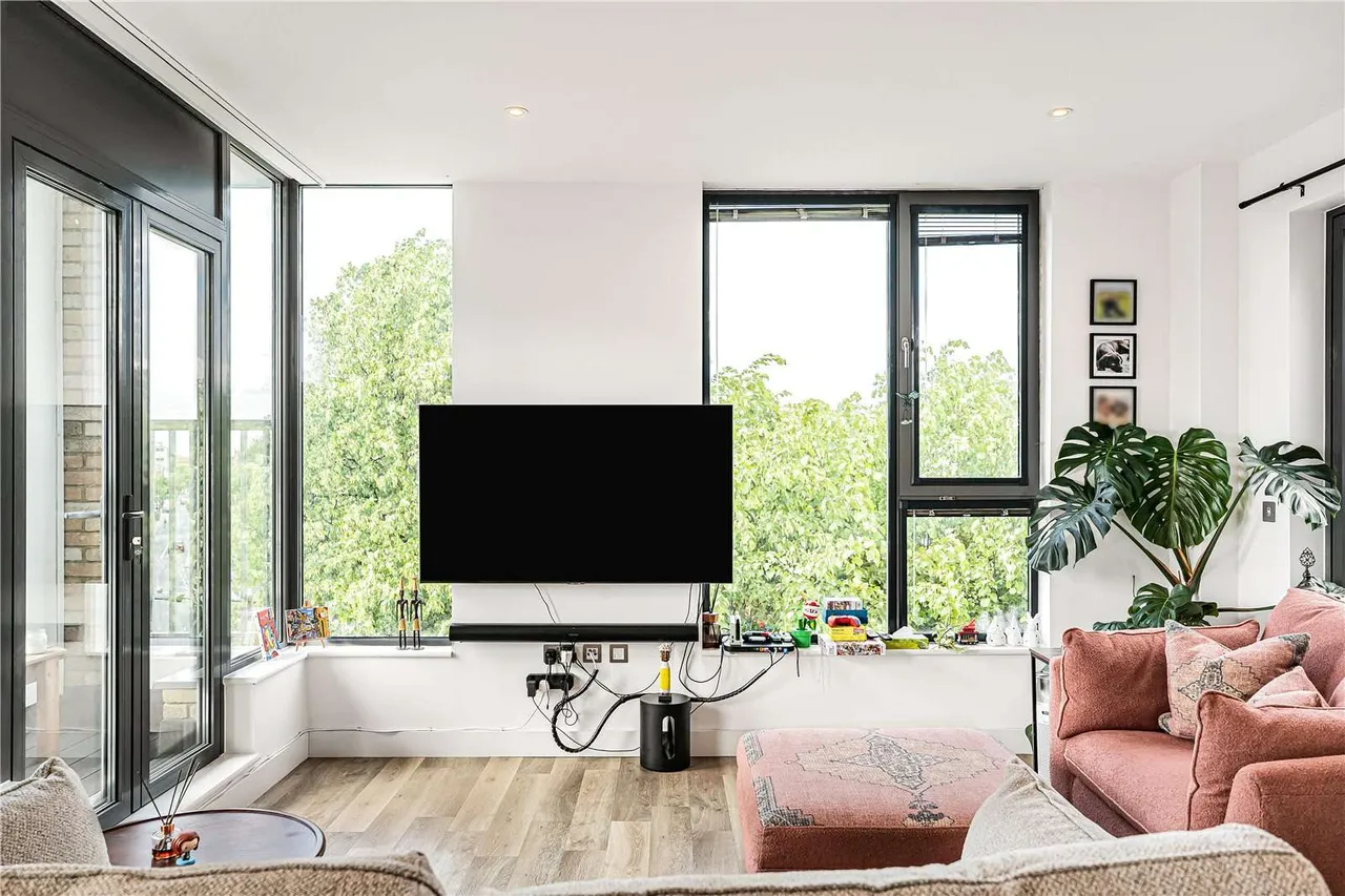 Pemberton Place, London, E8, photo 8