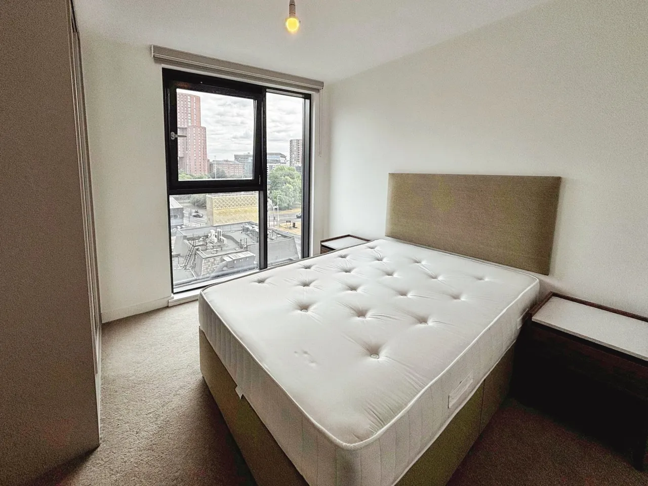 Kirkstall Road, Leeds, LS3, photo 8