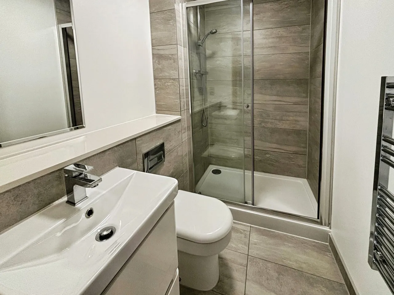 Kirkstall Road, Leeds, LS3, photo 9