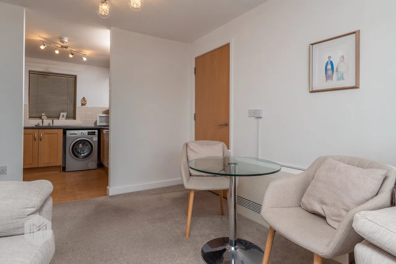 Manor Gardens Hough Fold Way, Bolton, BL2 3DR, photo 6