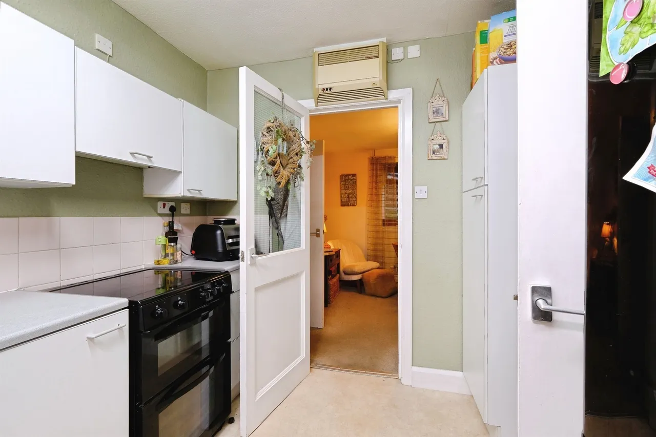 Bridget Drive, Chepstow, NP16, photo 7