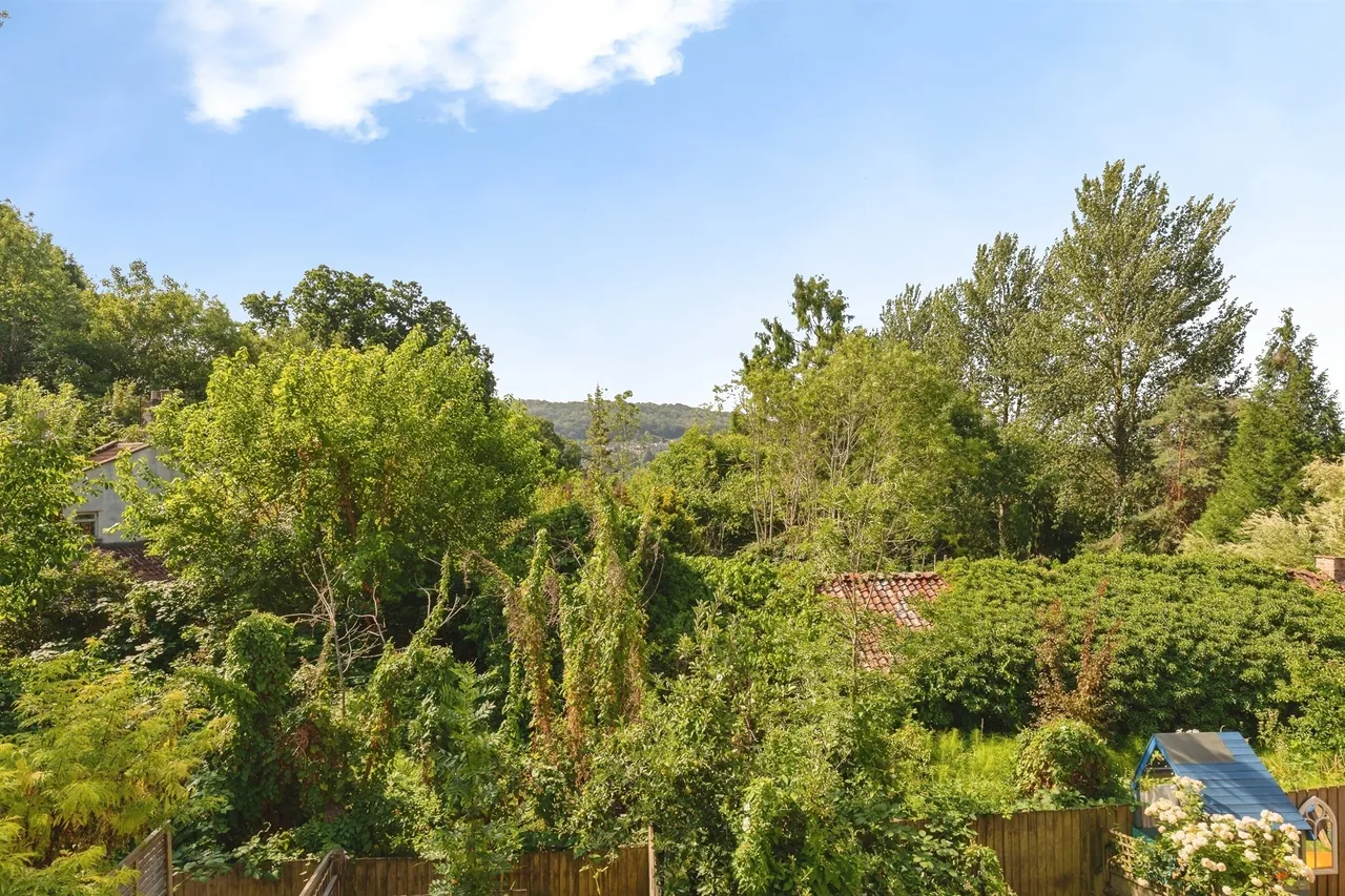 Eveleigh Avenue, Bath, BA1, photo 2