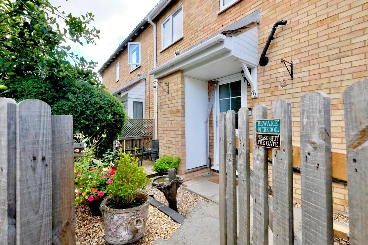Ashton Gardens, Huntingdon, PE29, photo 16