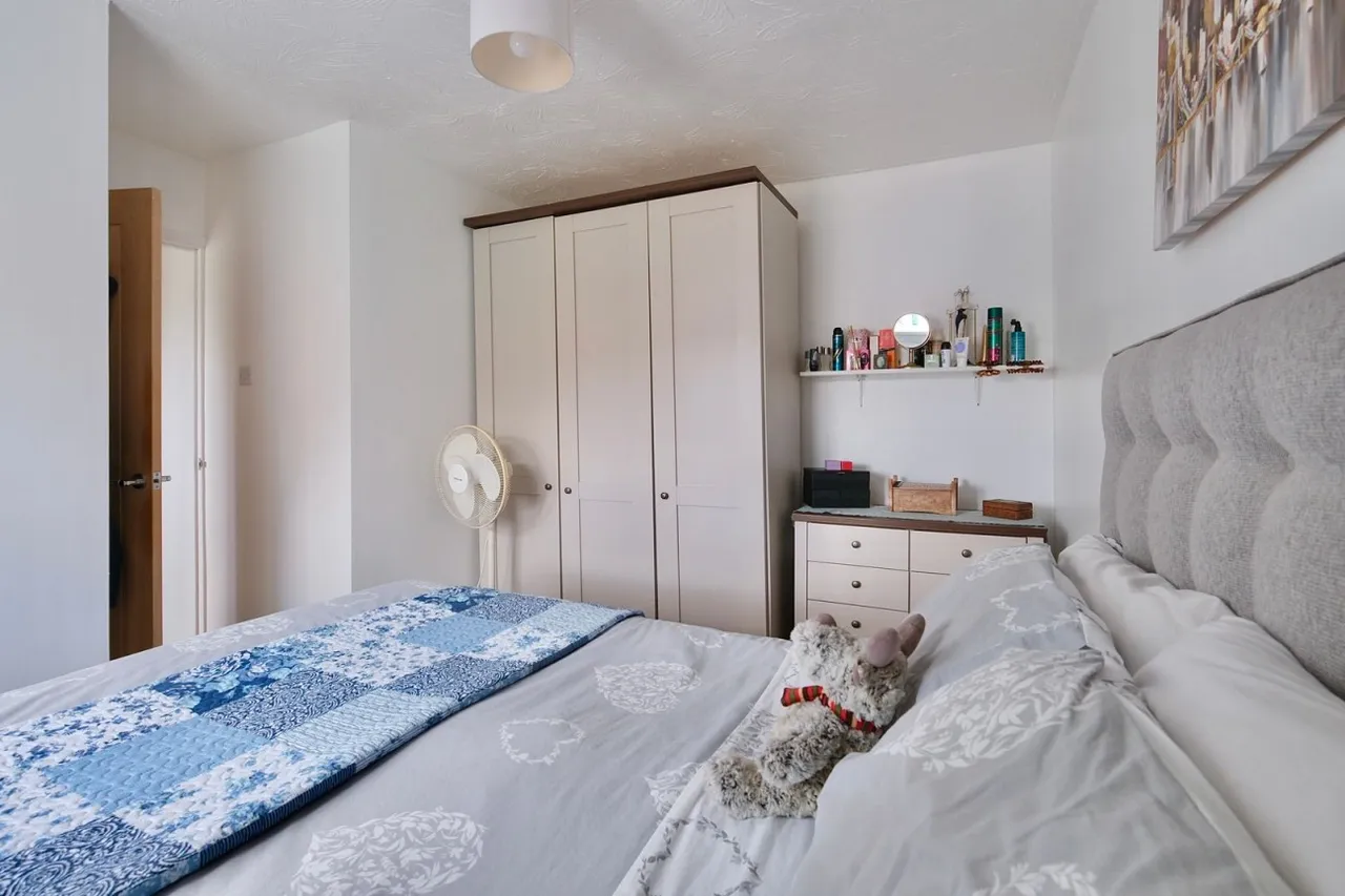 Ashton Gardens, Huntingdon, PE29, photo 9