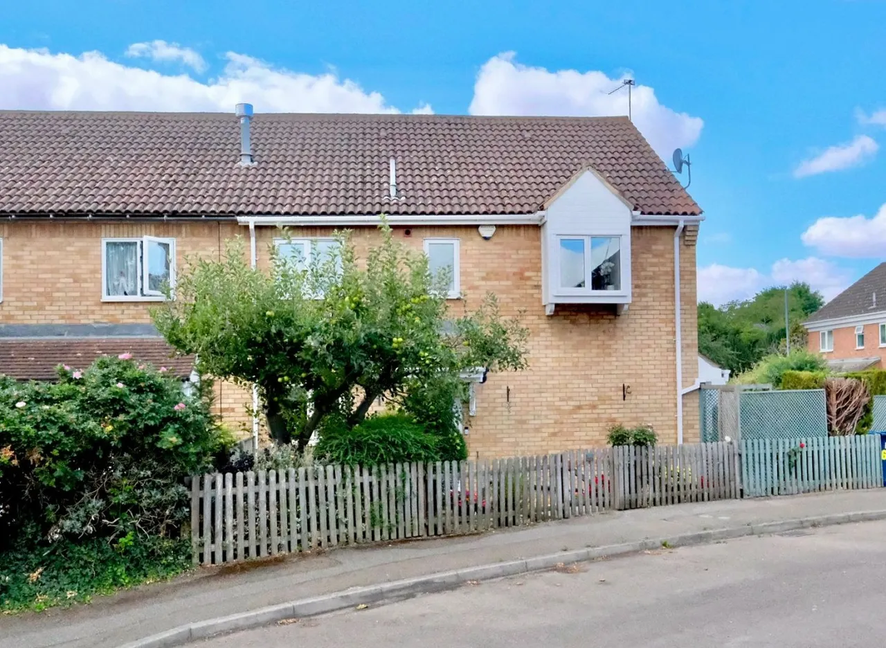 Ashton Gardens, Huntingdon, PE29, photo 17